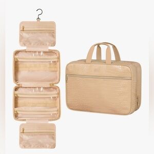 DOT & DOT Large Leather Hanging Travel Toiletry Bag in Beige